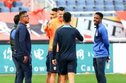 南宫下载 -转会期亚冠焦点战，埃因霍温强势反弹，底气十足，球队文化再被提及的简单介绍