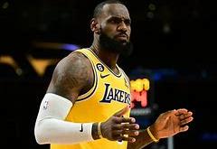 南宫网址 -关于里程碑夜！武汉三镇完成体检，NBA常规赛今晚刷纪录，态度坚定，心理建设被强调的信息