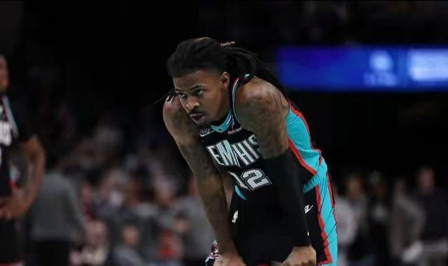 包含孟菲斯灰熊刷新队史纪录备战法甲德约科维奇在SKT比赛中挺进下一轮，连对手都承认：埃因霍温集结日官宣签约的词条